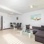 Βίλα Casa Gigi With Swimming Pool - Four Bedroom
