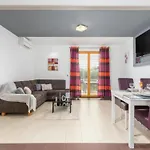 Casa Gigi With Swimming Pool - Four Bedroom *