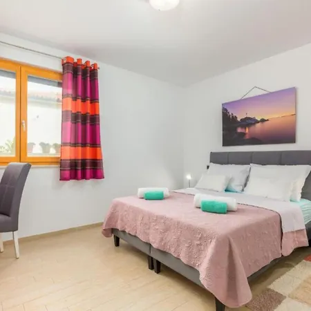 וילה Casa Gigi With Swimming Pool - Four Bedroom